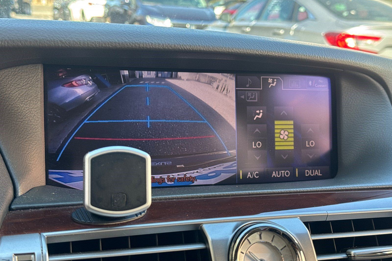 Used 2013 Lexus LS 460 w/ Comfort Pkg RWD image 21