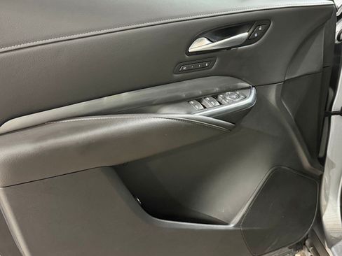 Used 2024 Cadillac XT4 Premium Luxury FWD image 12