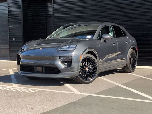 New 2026 Porsche Macan Electric image 1
