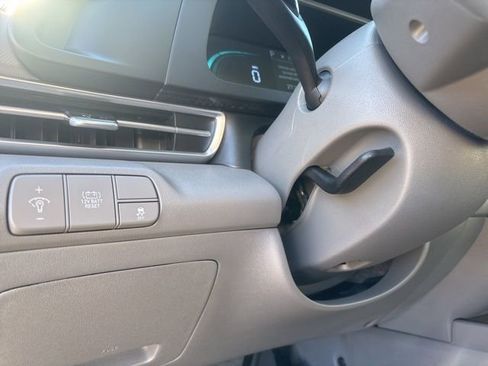 New 2026 Hyundai Elantra Blue image 25