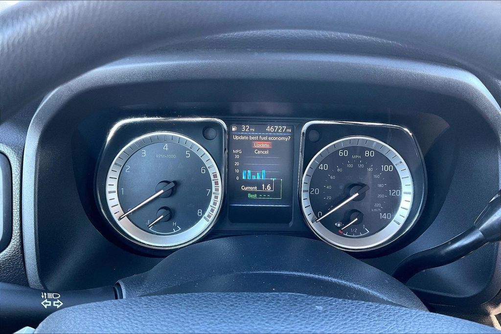 Used 2019 Nissan Titan S w/ S Utility Package AWD/4WD image 19