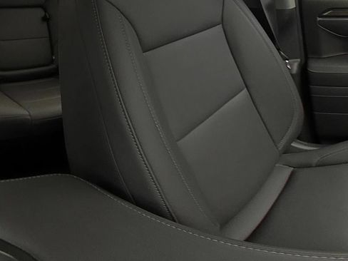 Used 2026 Chevrolet Silverado 1500 LT AWD/4WD image 14