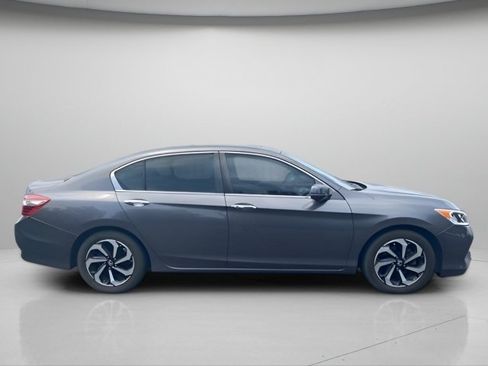 Used 2017 Honda Accord EX image 6