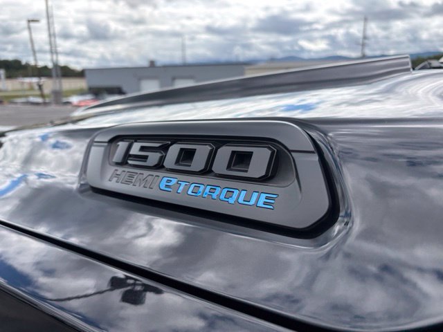 Used 2023 RAM 1500 Big Horn AWD/4WD image 14