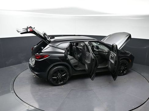 Used 2023 Chevrolet Blazer LT w/ Sound & Technology Package FWD image 38