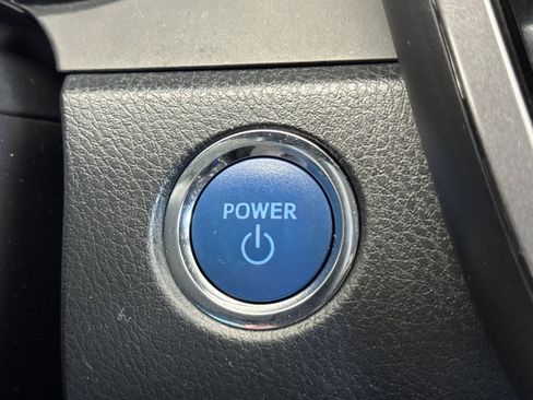Used 2022 Toyota Camry LE FWD image 20