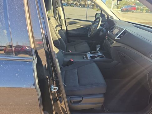 Used 2019 Honda Ridgeline Sport image 30