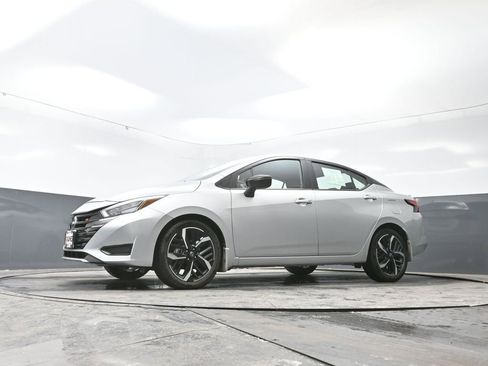 Used 2023 Nissan Versa SR w/ Trunk Package image 51