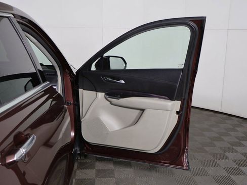 Used 2023 Cadillac XT4 Luxury image 17