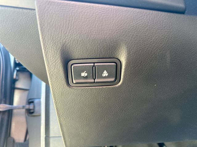 Used 2015 Chevrolet Corvette Stingray Convertible w/ 2LT Preferred Equipment Group RWD image 47