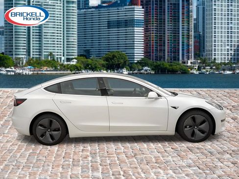 Used 2020 Tesla Model 3 Long Range AWD/4WD image 4