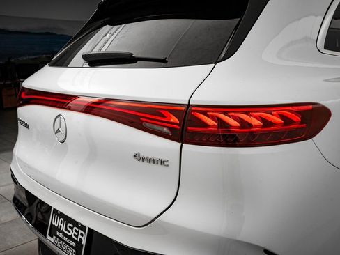Certified 2023 Mercedes-Benz EQS 580 4MATIC SUV image 17