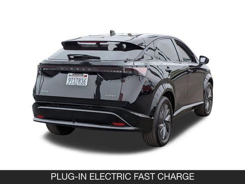 Used 2025 Nissan Ariya AWD image 9