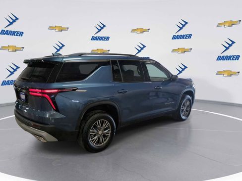 New 2026 Chevrolet Traverse LT image 8