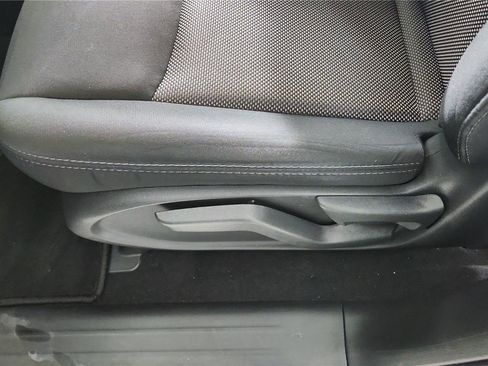 Certified 2020 Nissan Pathfinder S image 30