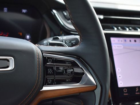 Used 2024 Jeep Grand Cherokee L Summit image 16