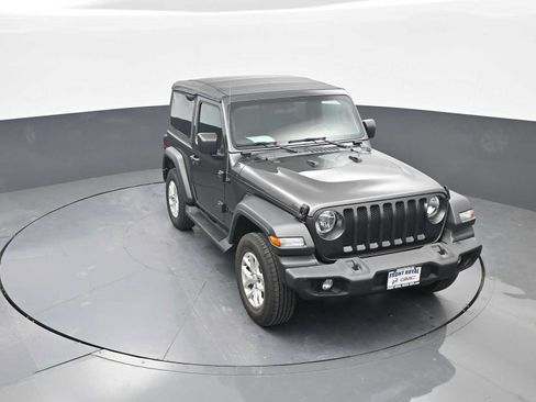 Used 2023 Jeep Wrangler Sport AWD/4WD image 27