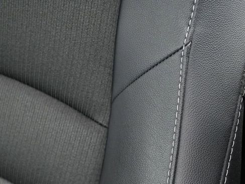 Used 2021 Honda Accord Sport image 12