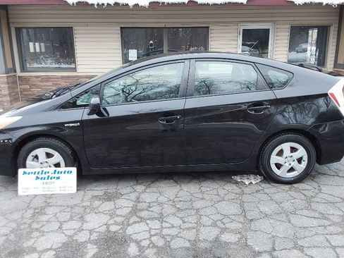 Used 2010 Toyota Prius image 1