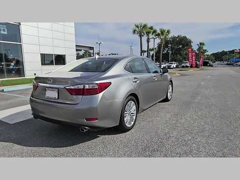 Used 2015 Lexus ES 350 w/ Luxury Package FWD image 34