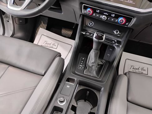 Used 2023 Audi Q3 2.0T Premium Plus w/ Premium Plus Package image 30