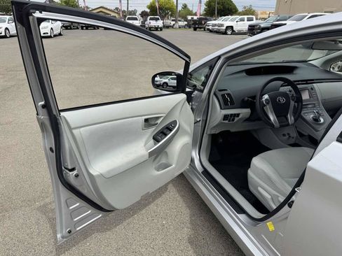 Used 2013 Toyota Prius Two FWD image 22