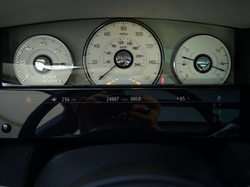 Used 2016 Rolls-Royce Ghost image 13