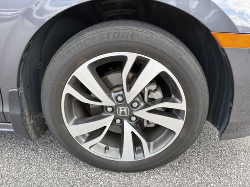 Used 2021 Honda Odyssey Touring image 8