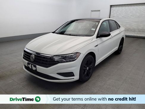 Used 2019 Volkswagen Jetta R-Line image 1
