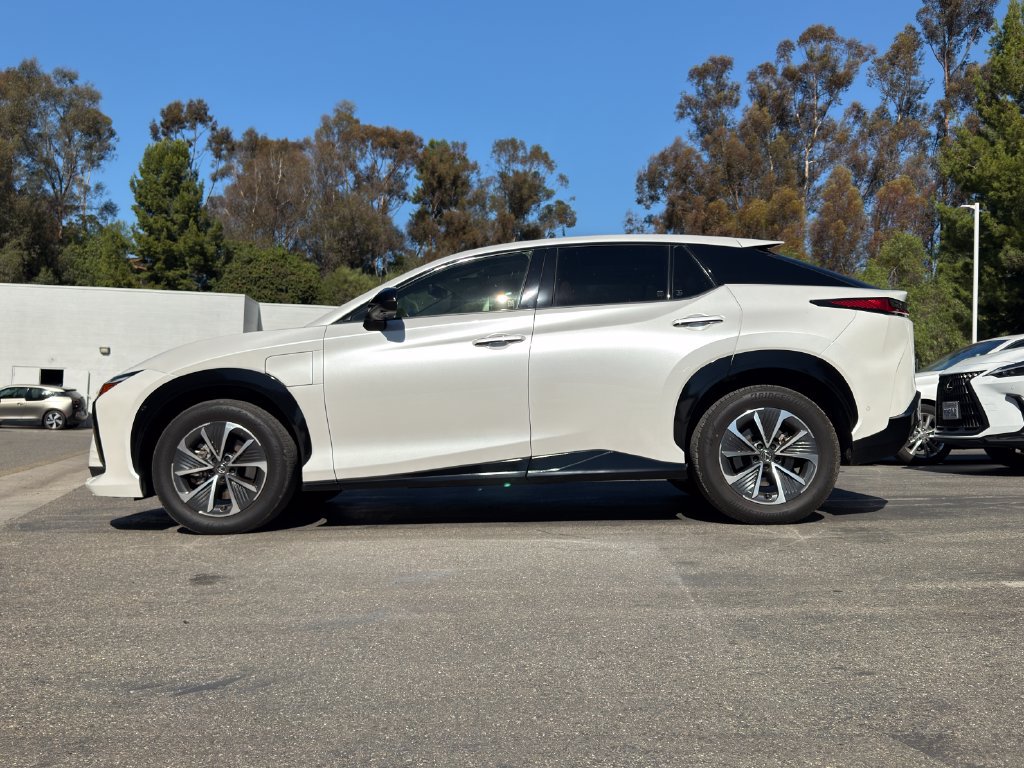 Used 2023 Lexus RZ 450e Premium w/ Technology Package AWD/4WD image 5