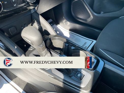 Used 2025 Chevrolet TrailBlazer LT AWD/4WD image 20