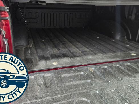 Used 2019 Ford F150 XLT w/ Equipment Group 302A Luxury image 34