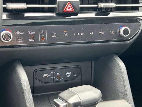 Used 2026 Kia Sportage SX AWD/4WD image 25