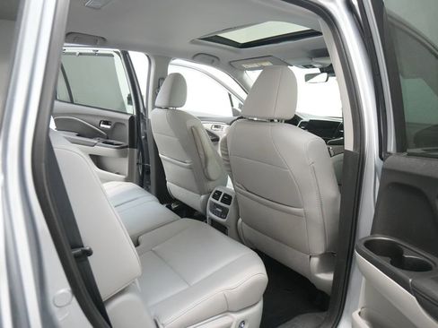 Used 2019 Honda Pilot EX-L image 29