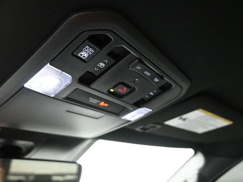 Used 2025 Toyota Tundra Limited image 12