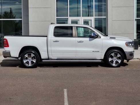 Used 2019 RAM 1500 Laramie AWD/4WD image 4