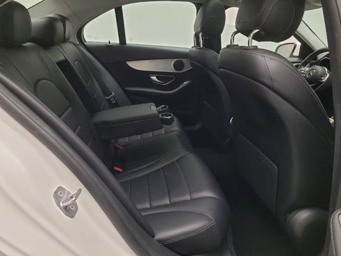 Used 2019 Mercedes-Benz C 300 Sedan image 19