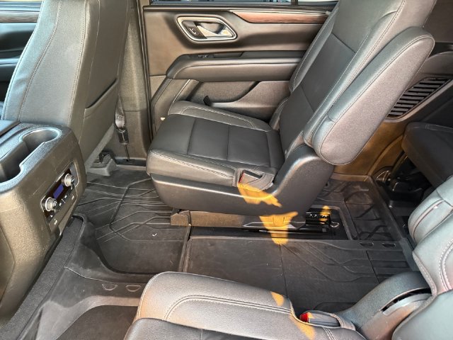 Used 2023 Chevrolet Tahoe Z71 w/ Z71 Off-Road Package AWD/4WD image 31