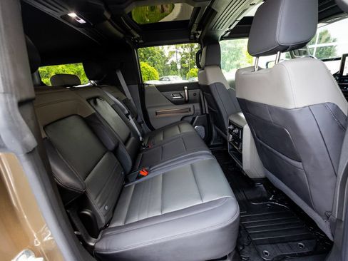Used 2025 GMC Hummer EV 2X w/ Extreme Off-Road Package AWD/4WD image 54