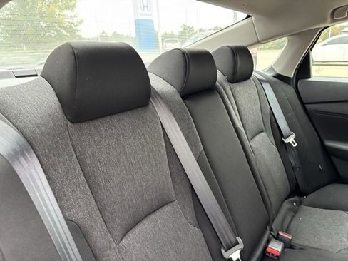 Certified 2025 Honda Accord SE image 30