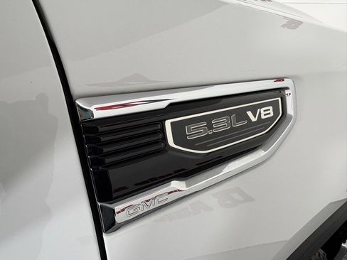 Used 2021 GMC Sierra 1500 SLE image 9