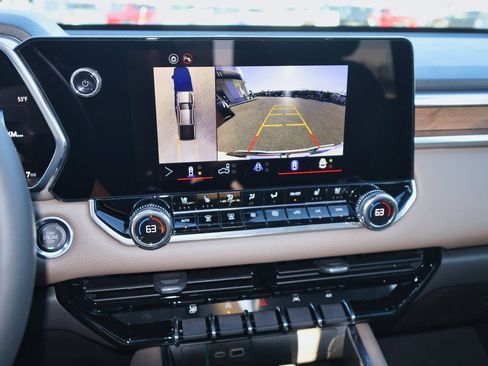 New 2026 GMC Canyon Denali image 18