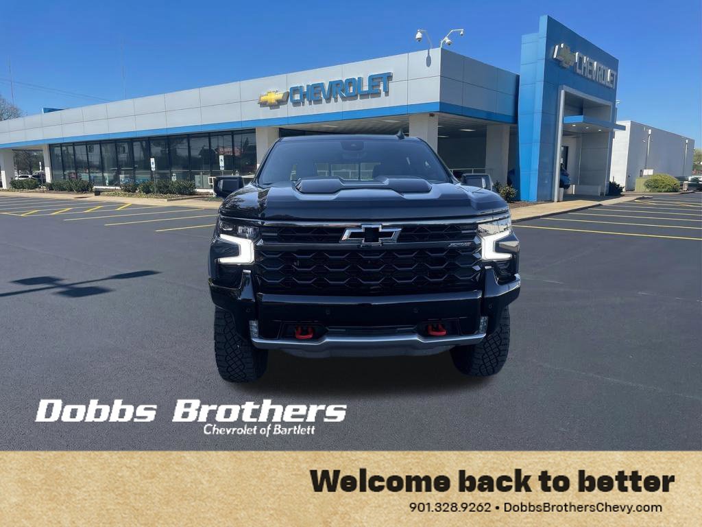 Used 2025 Chevrolet Silverado 1500 ZR2 w/ Technology Package AWD/4WD image 2