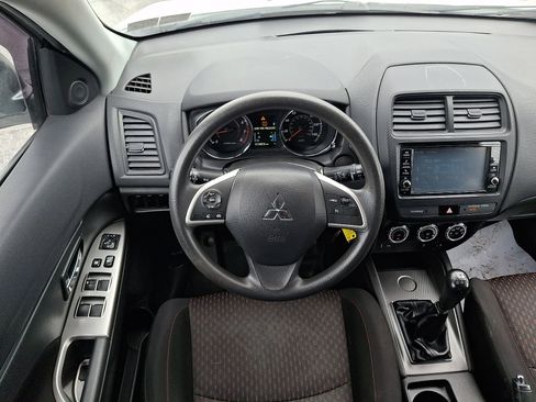 Used 2019 Mitsubishi Outlander Sport ES image 11