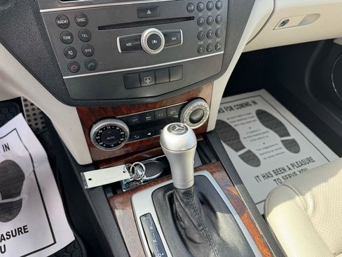 Used 2011 Mercedes-Benz C 300 Sedan image 17