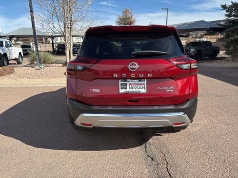 Used 2023 Nissan Rogue Platinum w/ Platinum Premium Package image 8