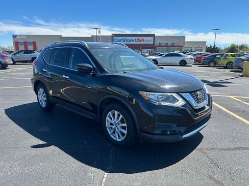 Used 2018 Nissan Rogue SV FWD image 1