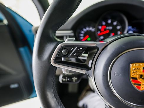 Certified 2021 Porsche Macan GTS image 17