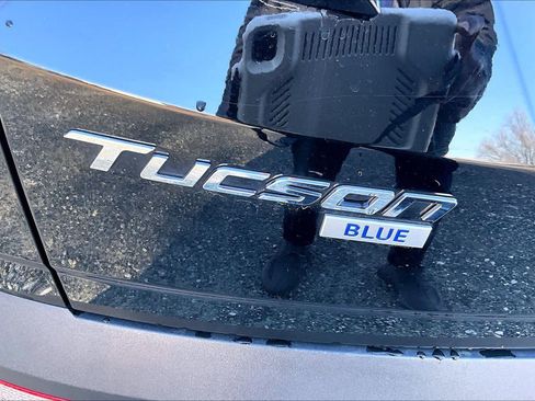 Used 2024 Hyundai Tucson Blue AWD/4WD image 14