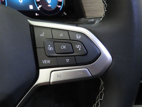 New 2025 Volkswagen Atlas SEL image 14